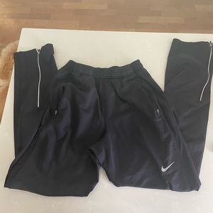 Nike joggers sweatpants